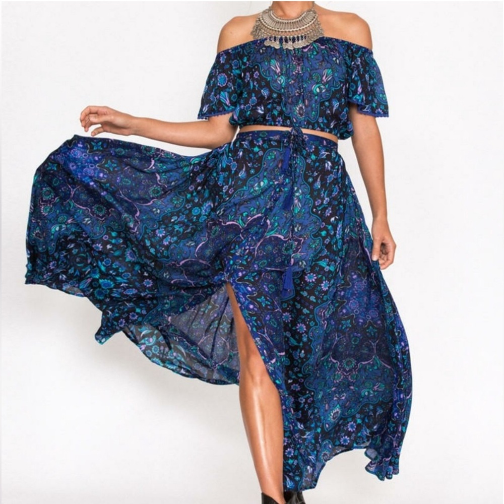 Vintage RARE SPELL & THE GYPSY Kiss the sky skirt bluebird color way size S
